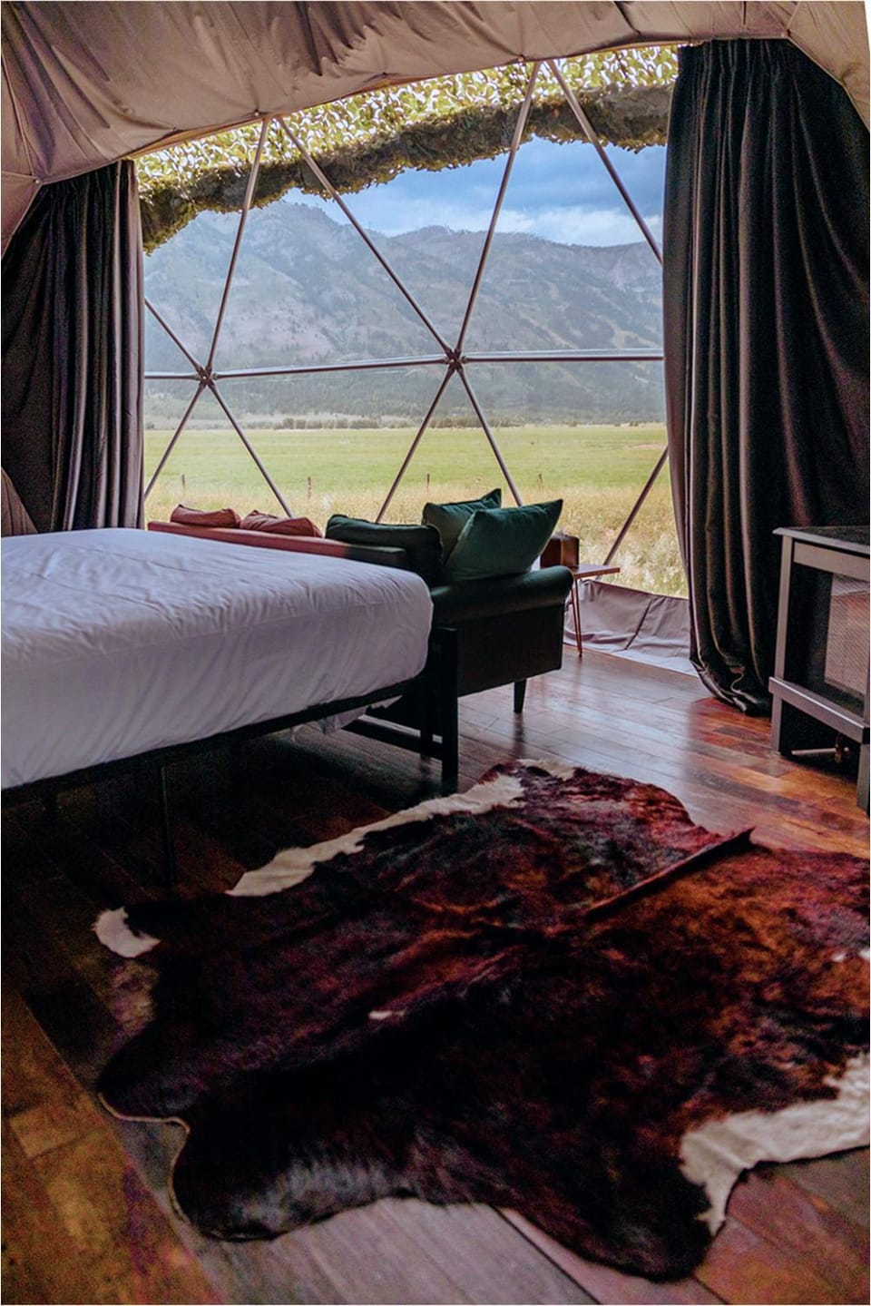 View (from property/room), Mountain view