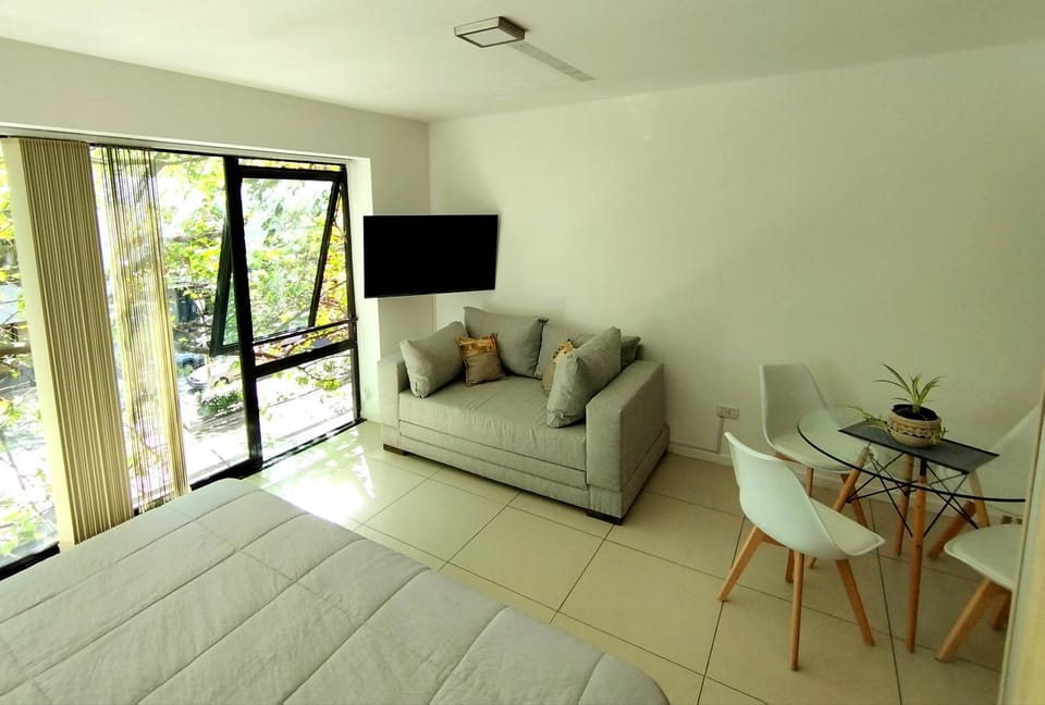 TV and multimedia, Seating area