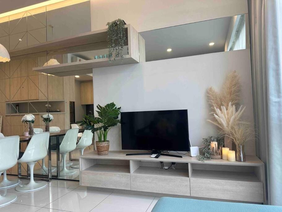 The Robertson Residence KL Bukit Bintang Chinatown Jalan Alor by 品屋 PINWU Shortstay Apartment in Federal Territory of Kuala Lumpur