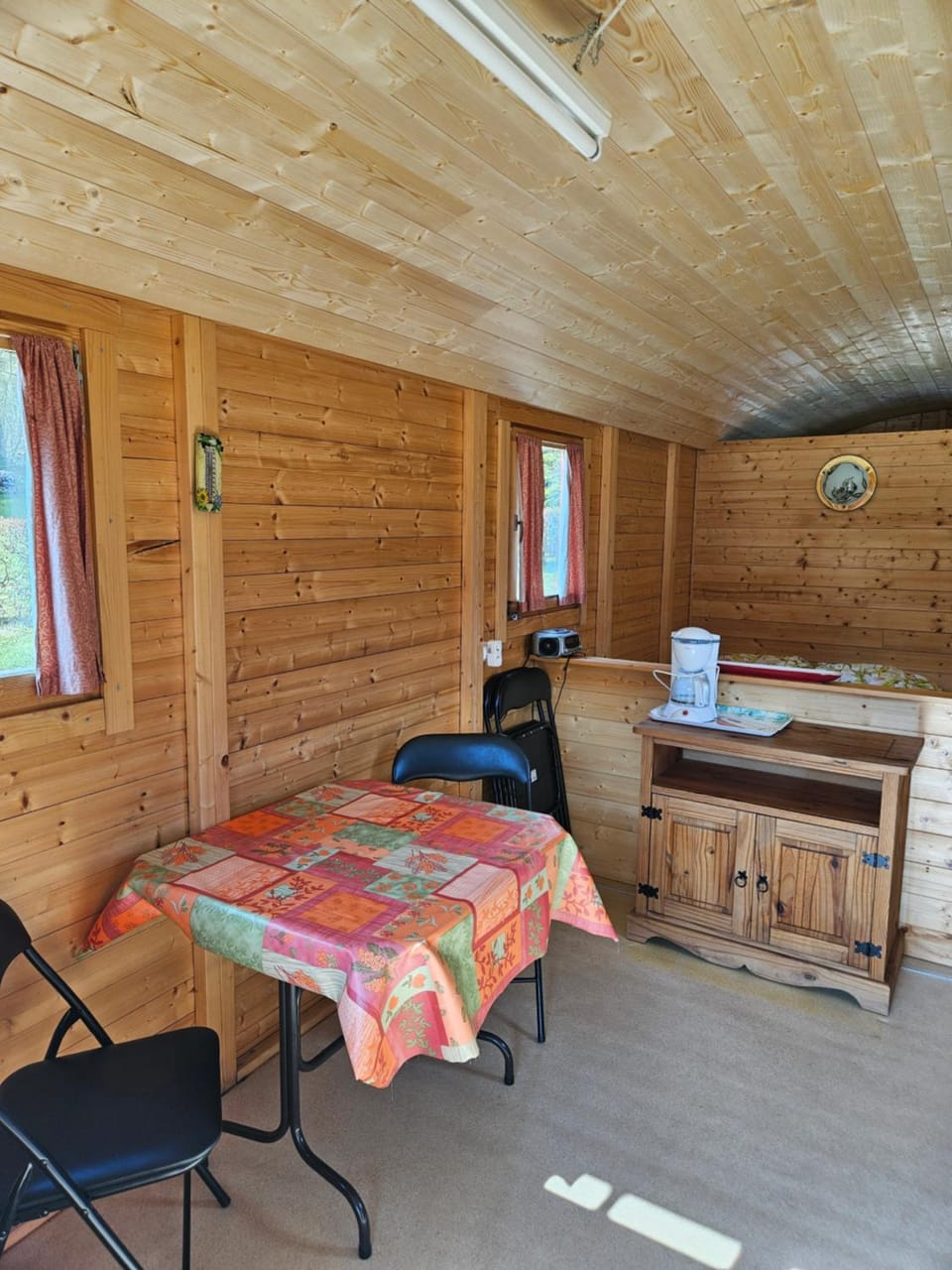 Camping La Hêtraie pipowagen Campground/ 
RV Resort in Wallonia, Belgium