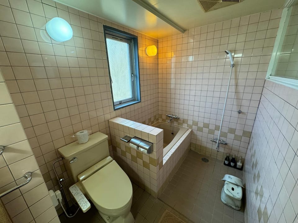 ホテルカスカベ Hotel Kasukabe Hotel in Saitama
