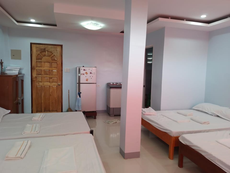 Shower, Toilet, Bed, TV and multimedia, dishwasher, fireplace, air conditioner, Internal: Not applicable to any particular room