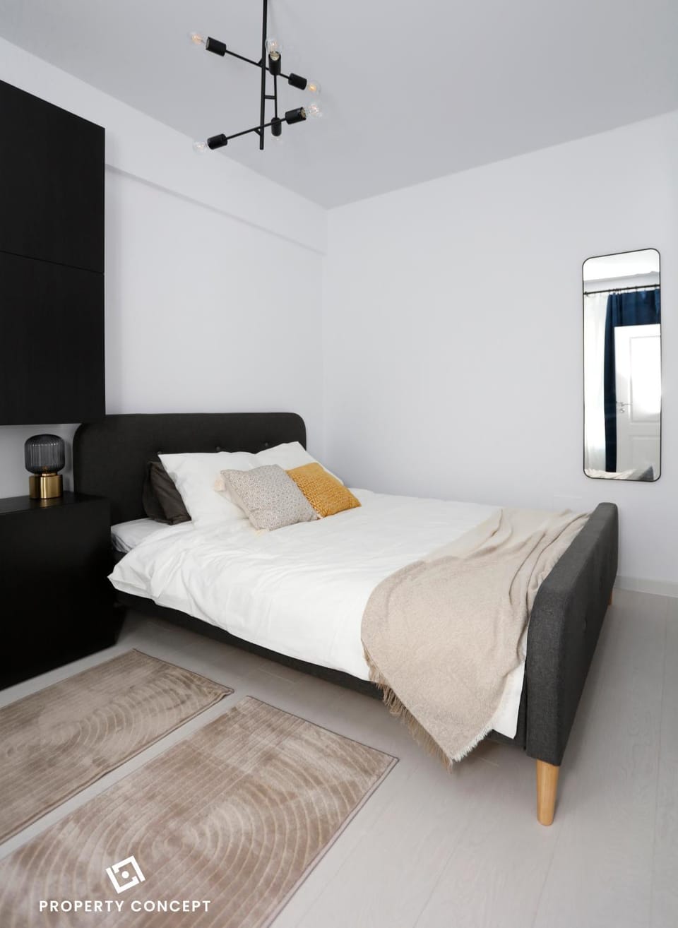 Bed, Photo of the whole room, Bedroom