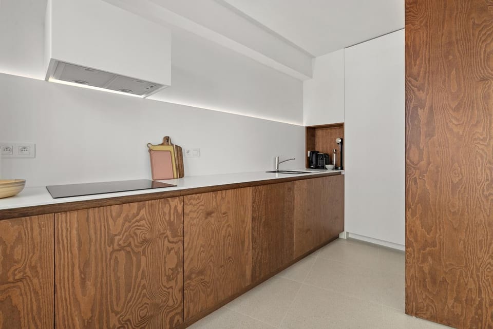 Coffee/tea facilities, kitchen