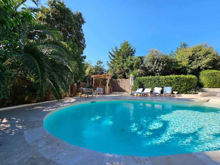 Villa Sigahi, une Oasis familiale au calme absolu Villa in La Croix-Valmer