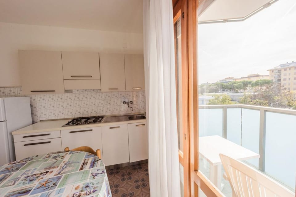 Balcony/Terrace, kitchen