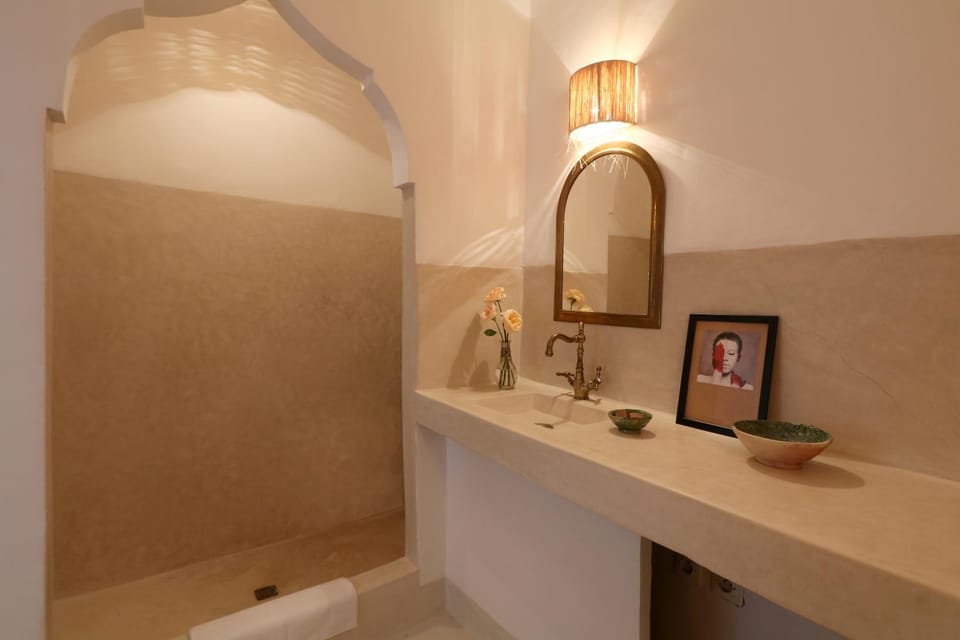 Bathroom, Bath