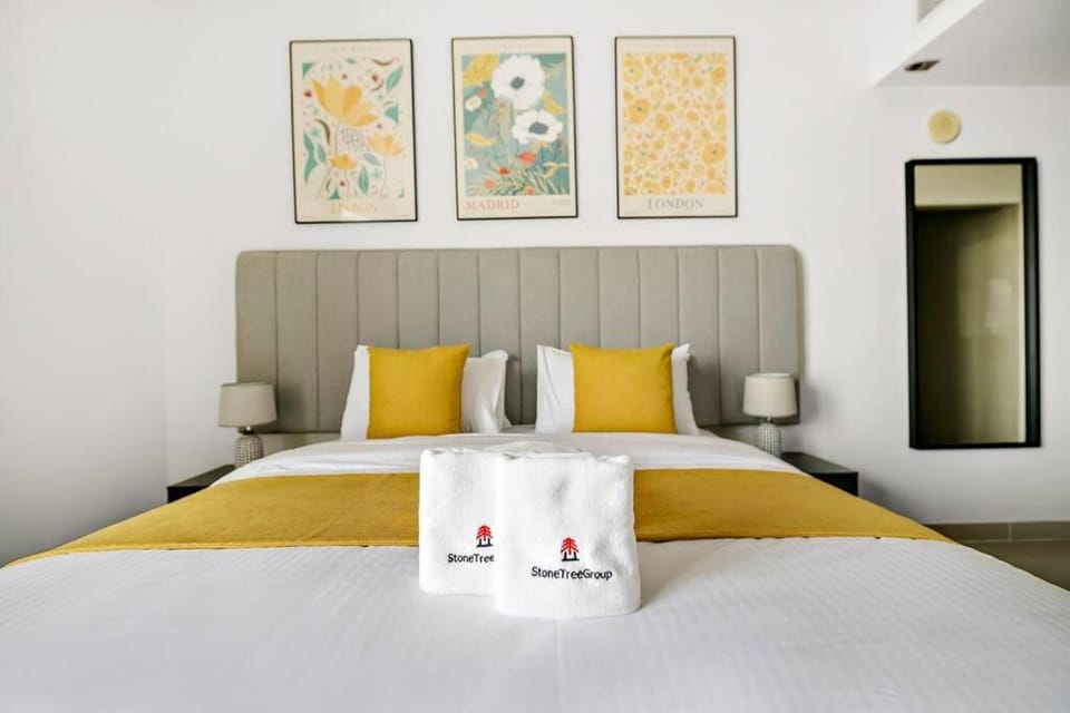 StoneTree - NEW Furnished Studio in JLT Apartment in Dubai