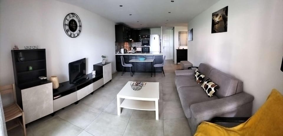 Résidence Luberon - Charmant appartement dans un domaine arboré au bord du lac MAE-7044 Apartment in Six-Fours-les-Plages