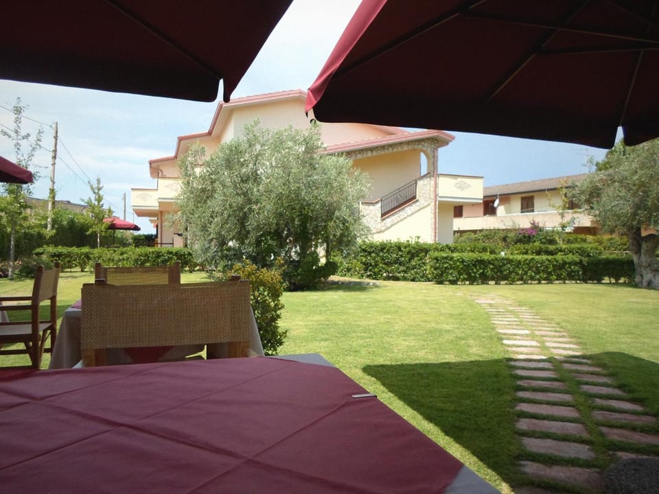 Patio, Day