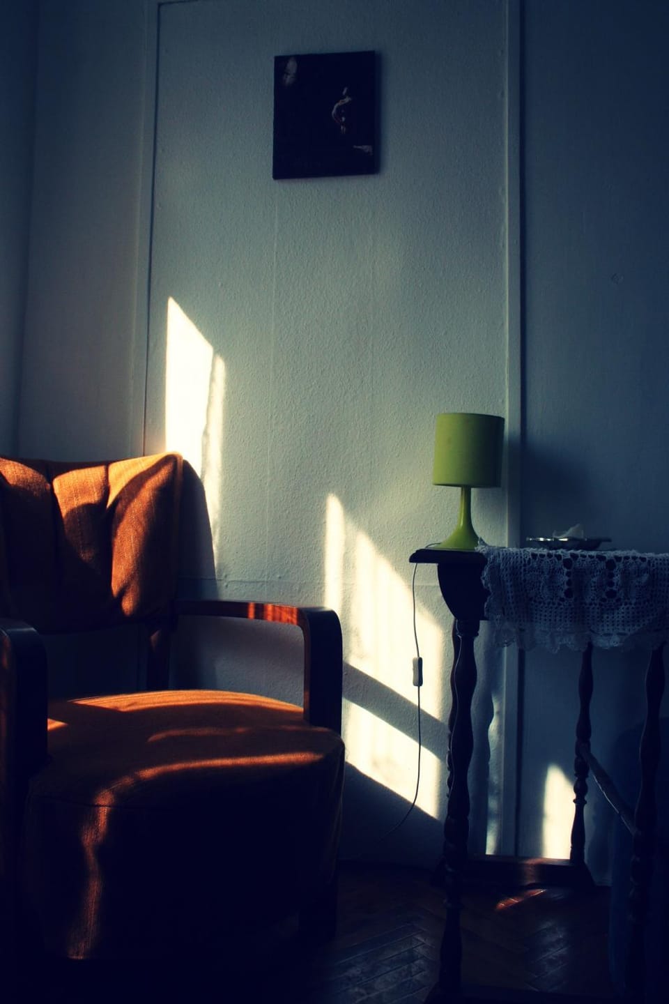 Photo of the whole room, Decorative detail