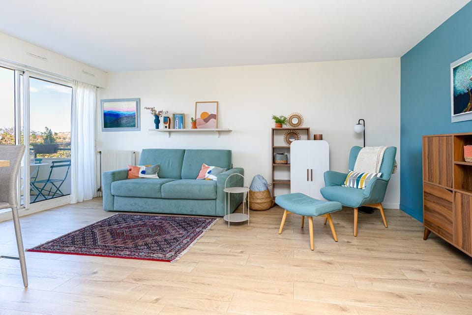 Property building, Living room