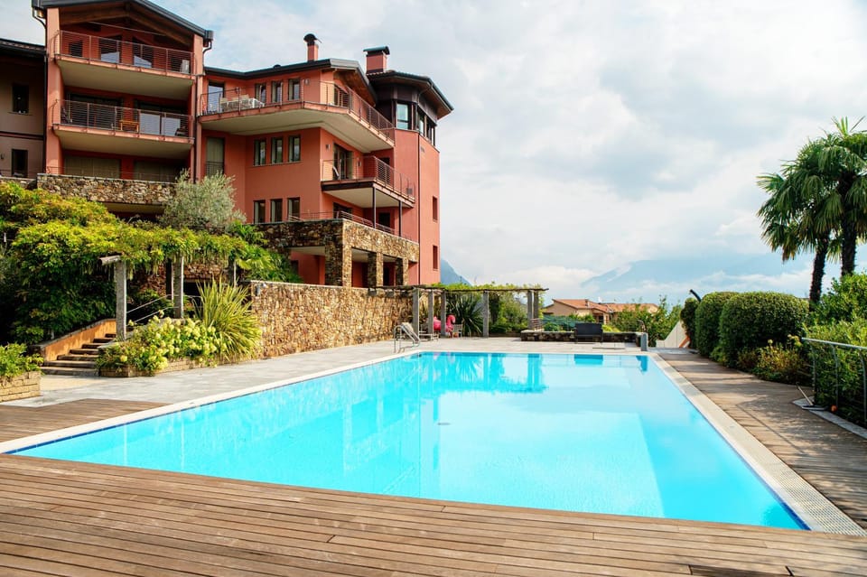 Property building, Swimming pool