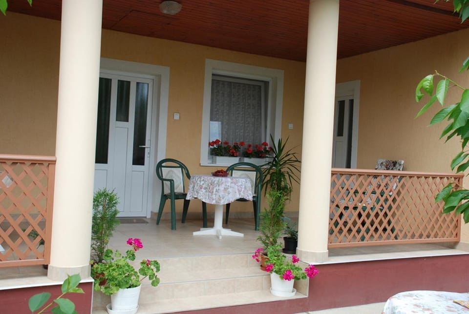 Property building, Garden view