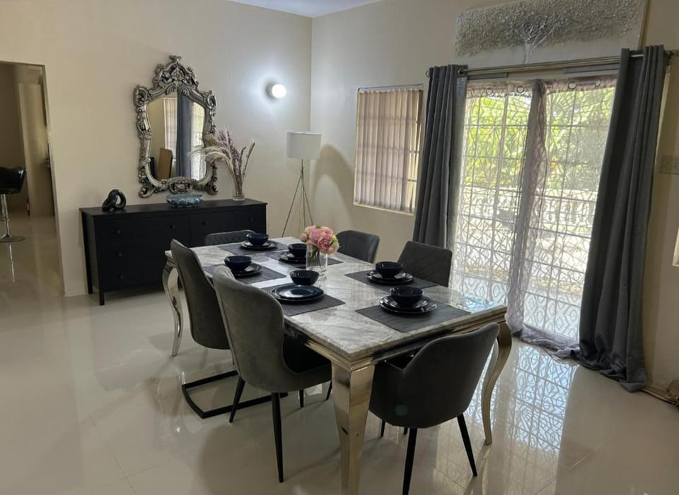 3-bed Sea View House in Priory St Ann House in St. Ann Parish
