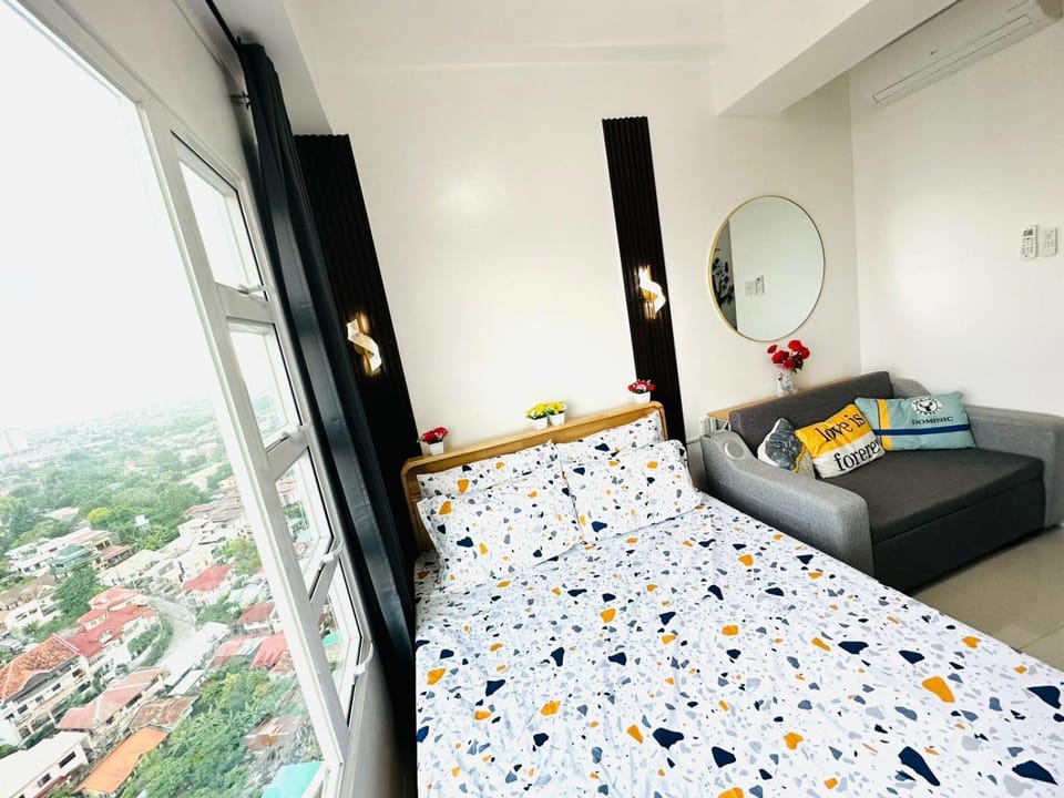 Group-Friendly Cebu Condo with Mall Access Apartment hotel in Cebu City