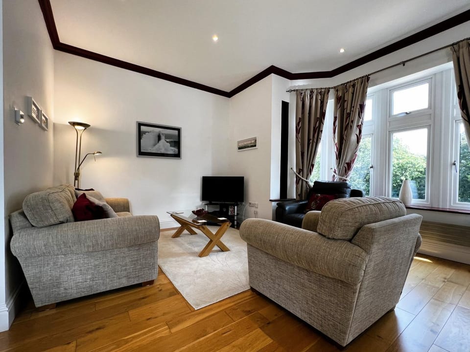 Communal lounge/ TV room, Living room