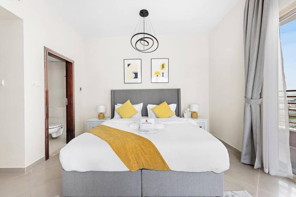 StoneTree - Furnished 1BR with Modern Design Apartment in Dubai
