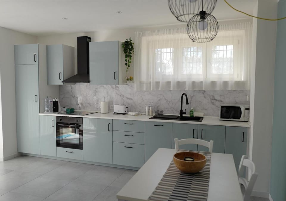 Kitchen or kitchenette, dishwasher, minibar, pet friendly