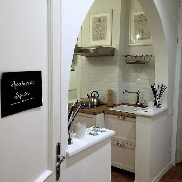 Kitchen or kitchenette
