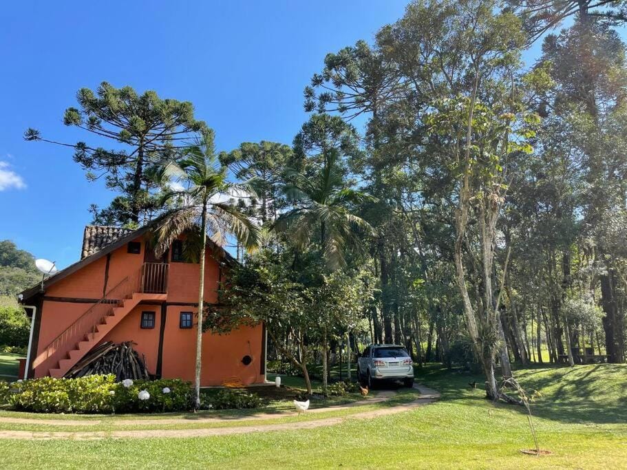 Chácara Sakura House in State of São Paulo
