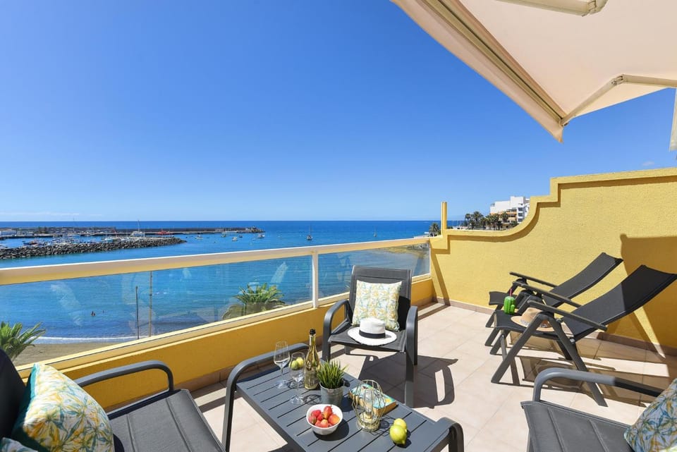 View (from property/room), Balcony/Terrace, Sea view
