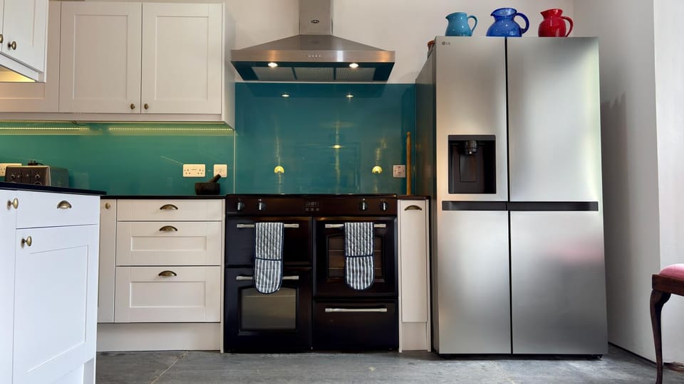 oven, kitchen