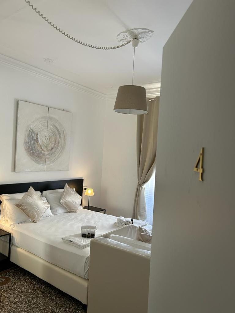 Brignole Rooms Bed and Breakfast in Genoa