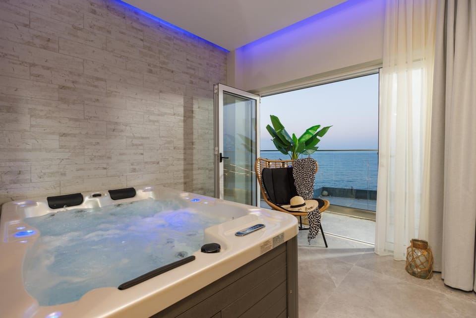 Hot Tub, Sea view