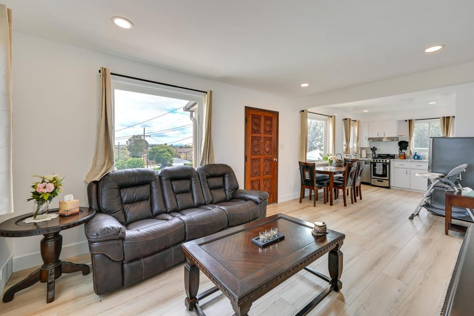 Sunny San Diego Home with Private Yard and Grill! House in Linda Vista