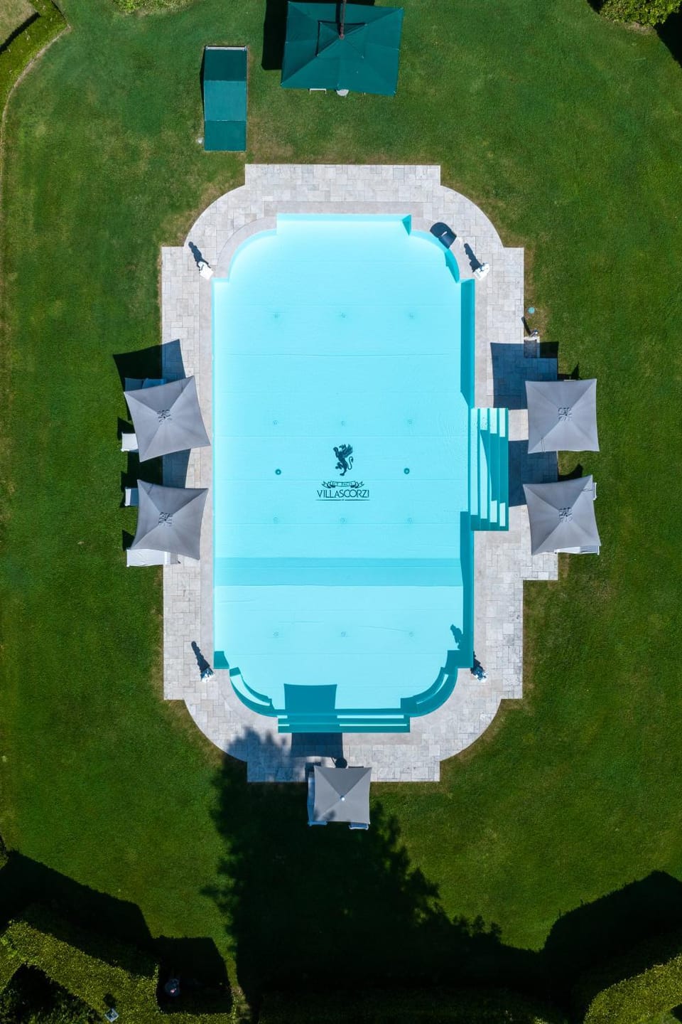 Swimming pool, Swimming pool