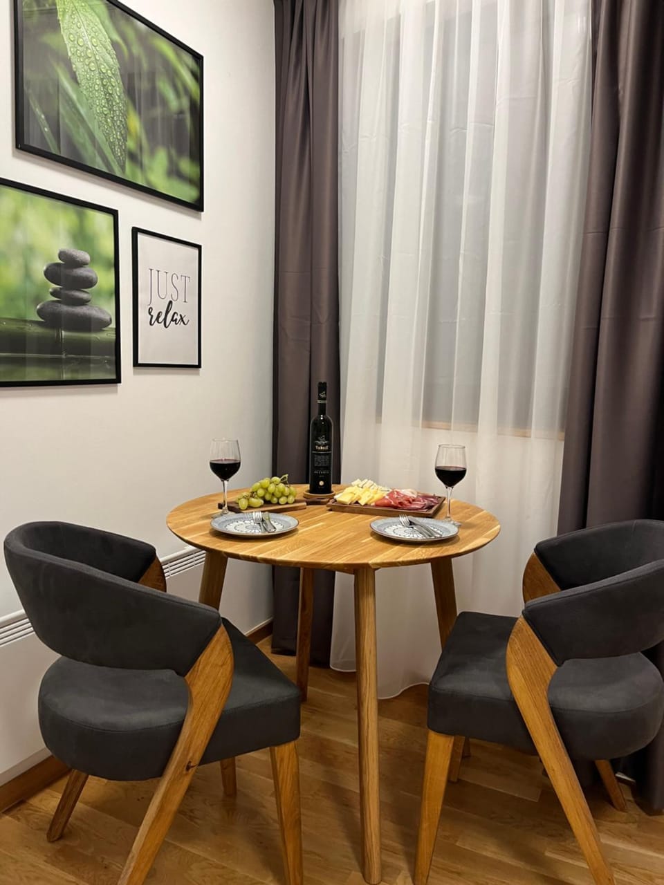 Seating area