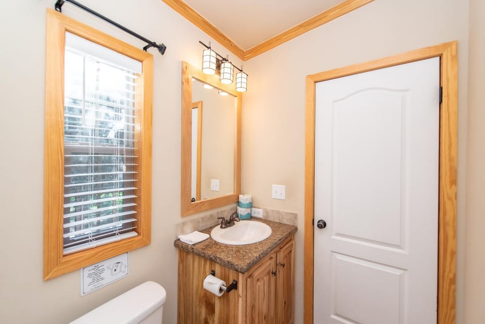 Jellystone Park Hill Country Campground/ 
RV Resort in Canyon Lake