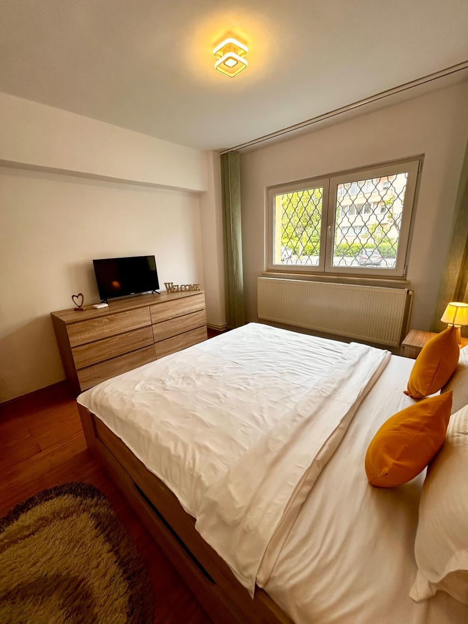 Communal lounge/ TV room, Bed, TV and multimedia, Photo of the whole room, Evening entertainment, Bedroom