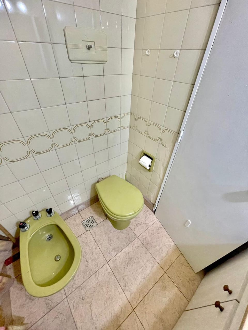 Shower, Toilet, Bathroom, bidet