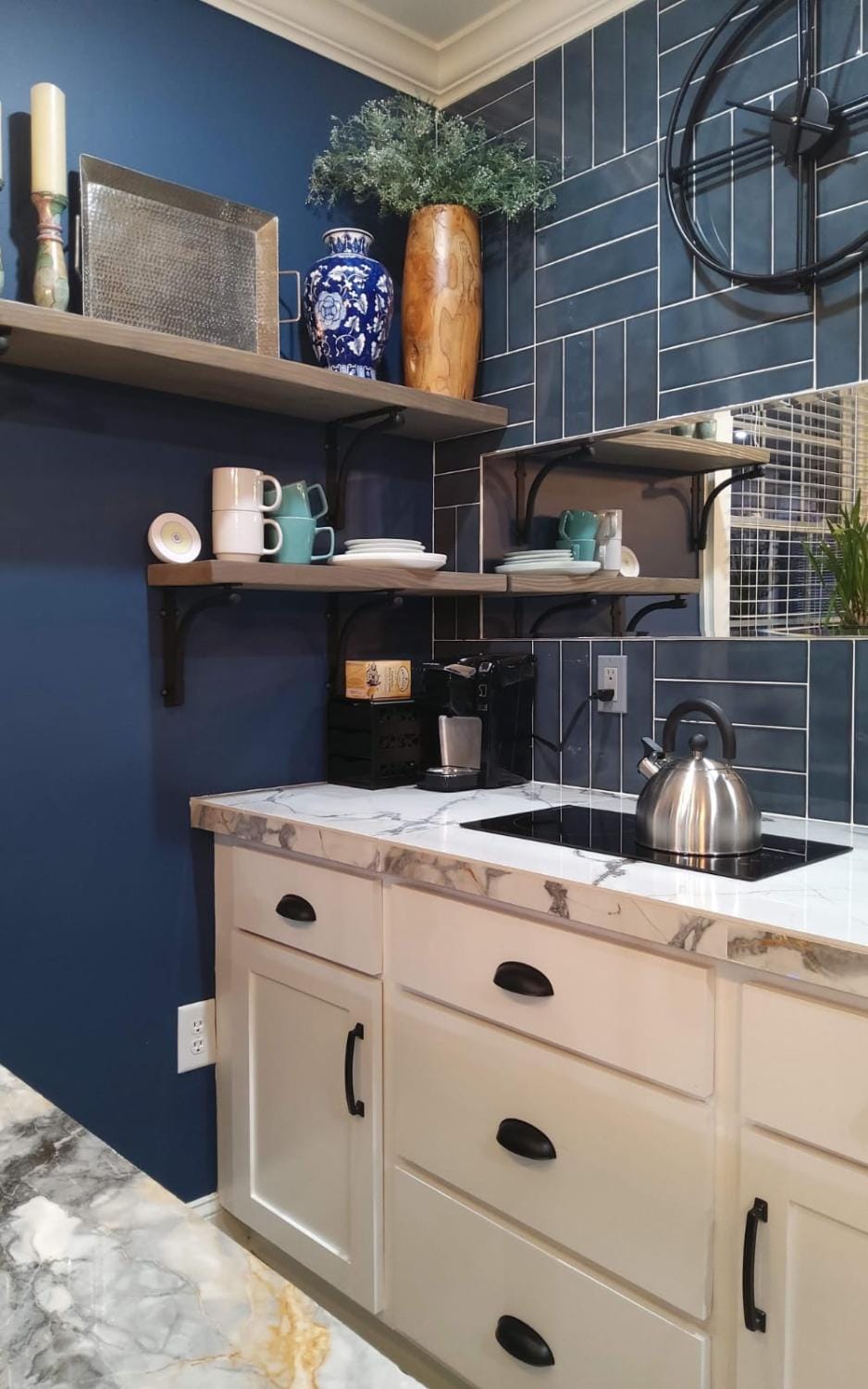 Kitchen or kitchenette, stove