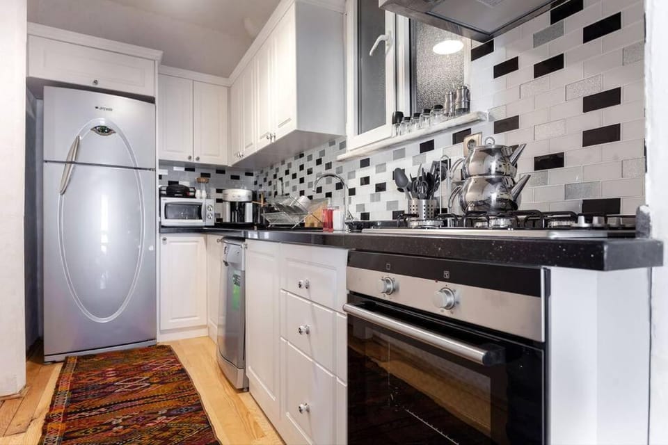 Bosphorus view, central location Apartment in Istanbul
