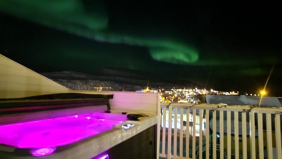 Natural landscape, Hot Tub, Hot Tub, Pool view, Open Air Bath