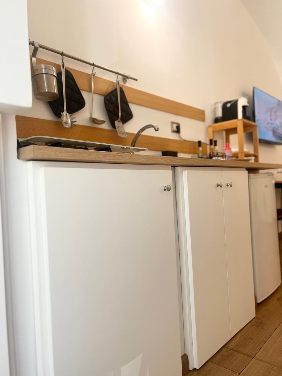 Kitchen or kitchenette, stove