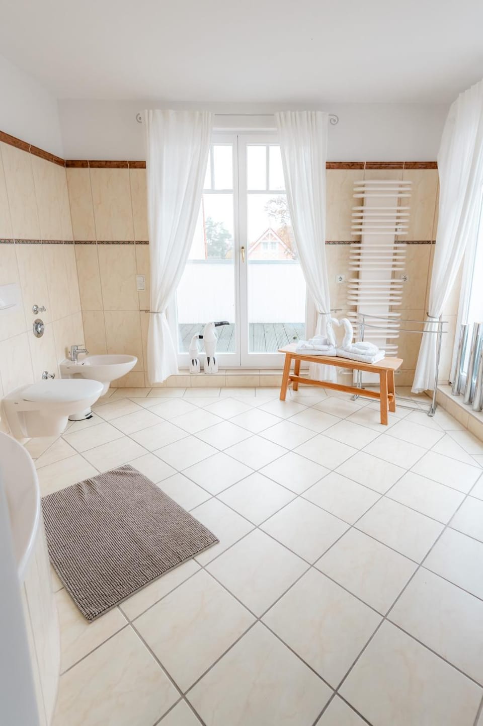 Bathroom, Bath