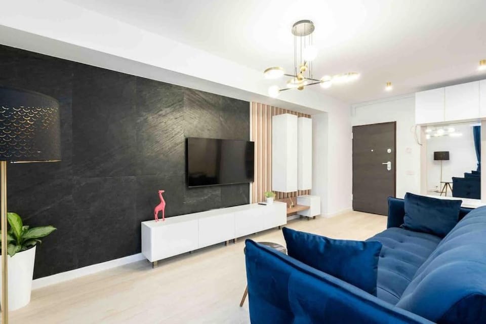Blue Velvet Apartment in Bucharest