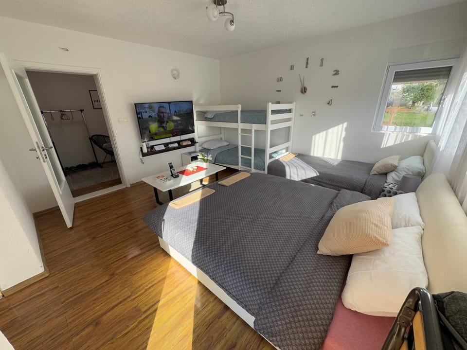 Apartment On the way Apartment in Dubrovnik-Neretva County