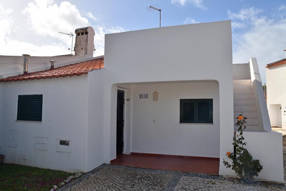 Casa Linda da Praia do Alfamar House in Olhos de Água