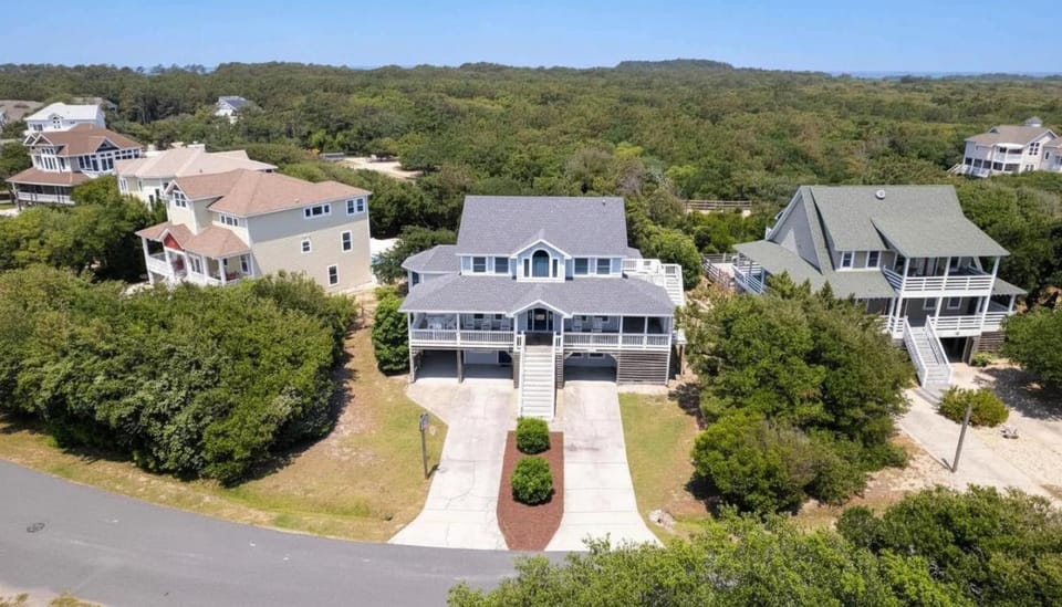 Salty Paws House in Corolla