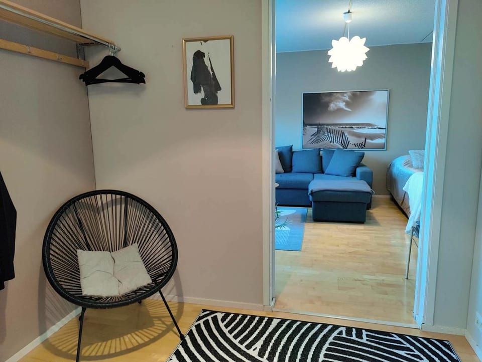 Bed, Photo of the whole room, Seating area