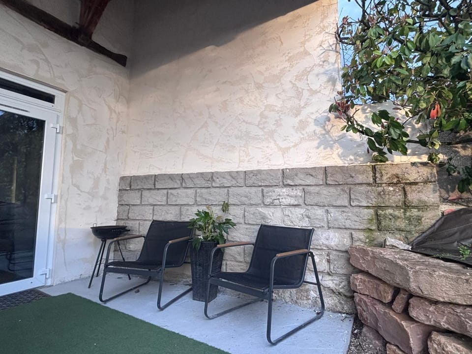 Appartement t4 évasion avec terrasse Week-end détente Apartment in Auvergne-Rhône-Alpes