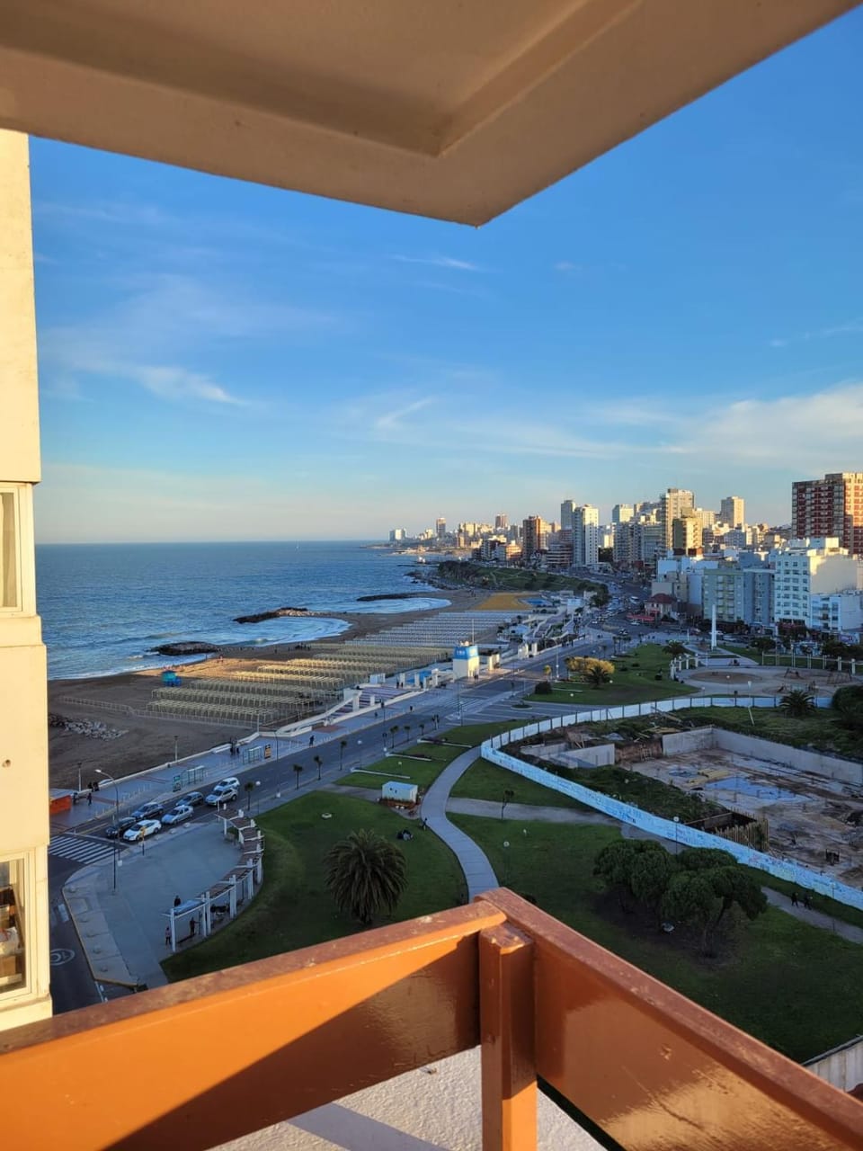 Balcony/Terrace, Beach, City view, Sea view