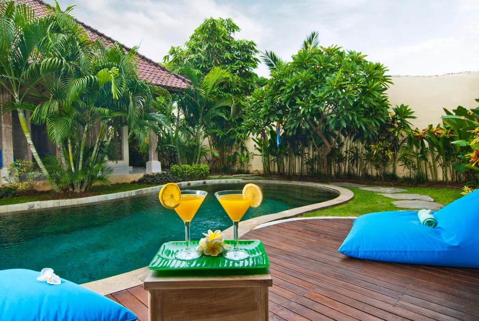 Garden view, Swimming pool, Swimming pool