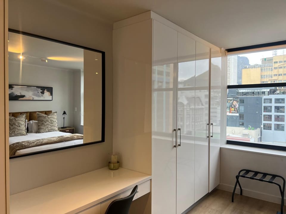 Bedroom, wardrobe