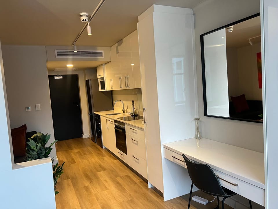 Kitchen or kitchenette, minibar, pet friendly, stove